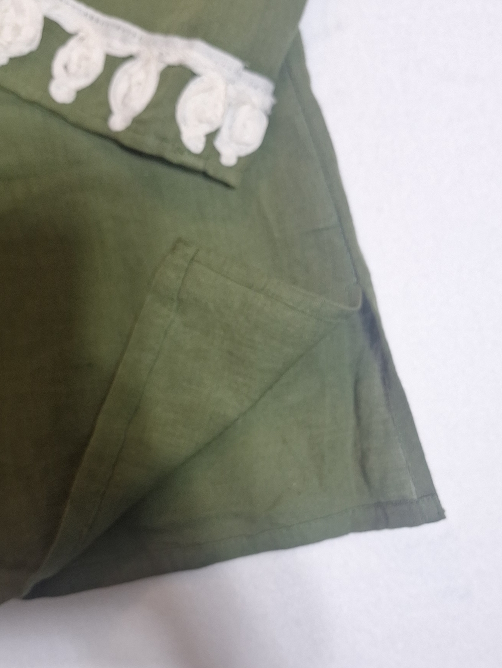 ROSE AND ROSE Sage Green White Soutache Embroidered 100% Linen Boho Top - Picture 6 of 9